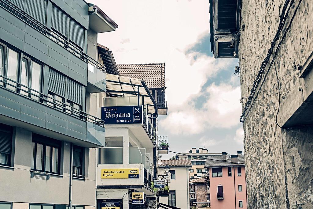 Pension Beizama Astigarraga Bagian luar foto